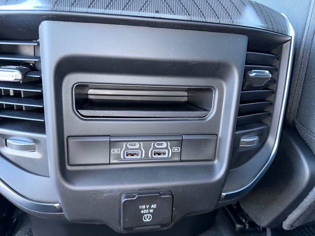 New 2026 RAM 1500 Big Horn AWD/4WD image 37