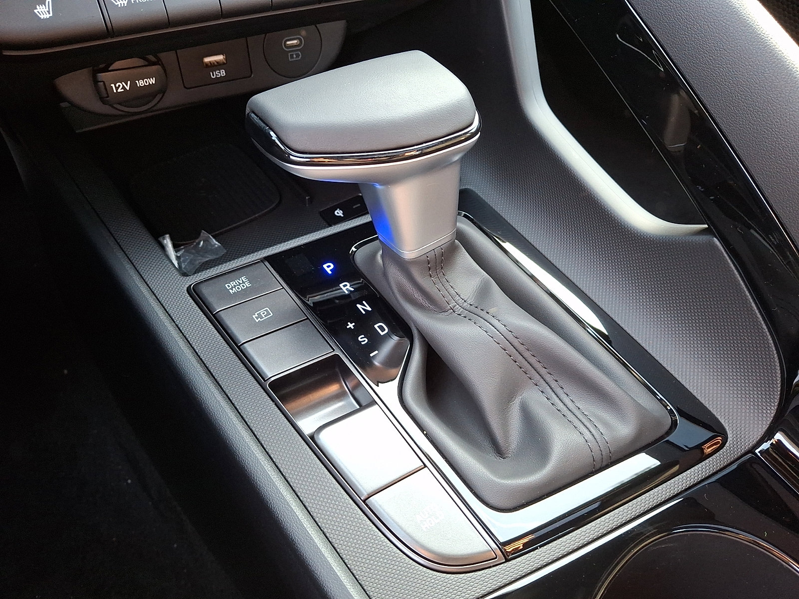 New 2026 Hyundai Elantra SEL Sport Premium image 19