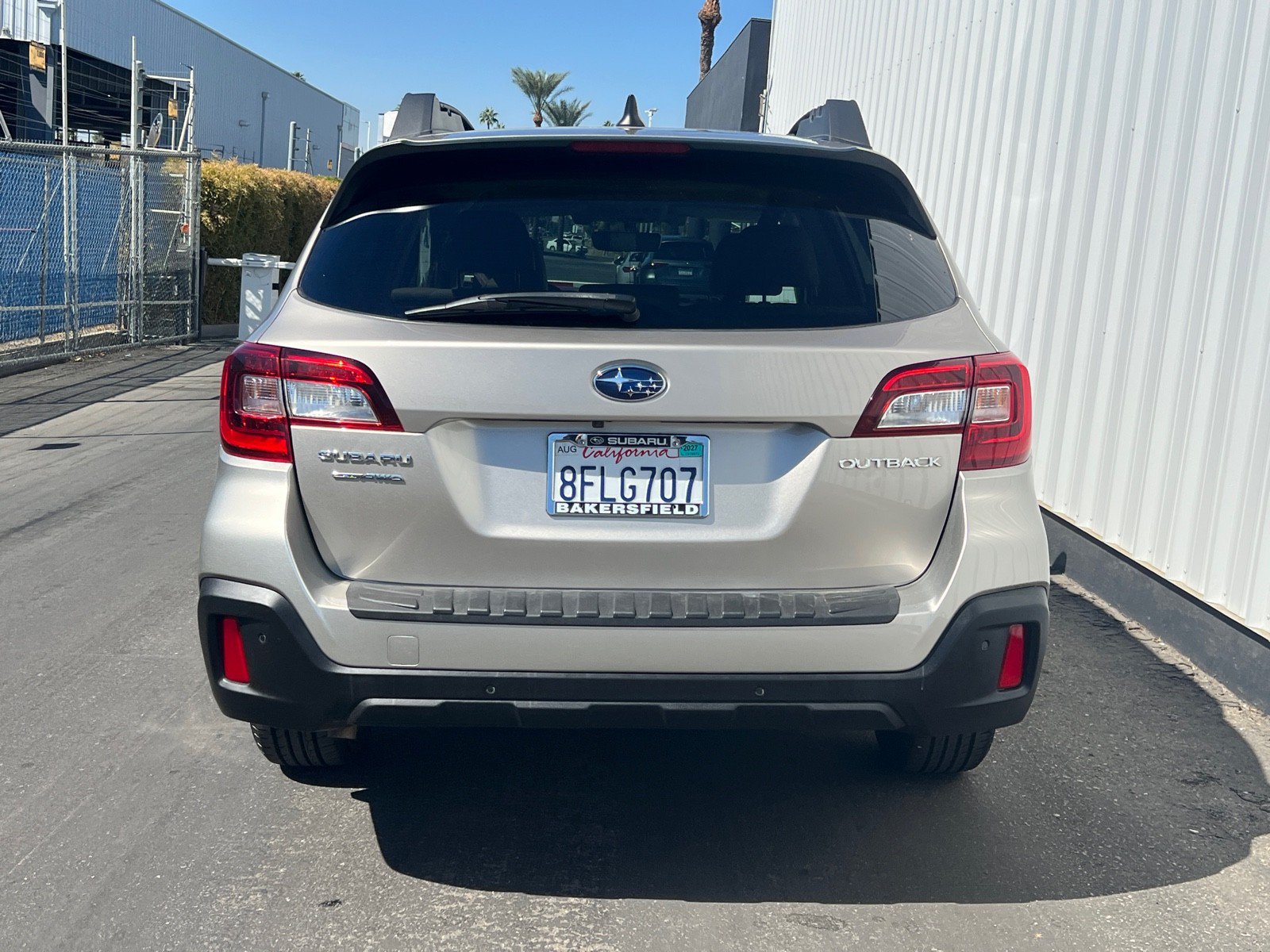 Used 2018 Subaru Outback 2.5i Limited AWD/4WD image 5