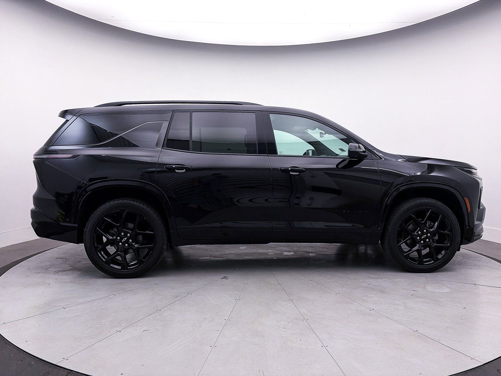 Used 2024 Chevrolet Traverse RS w/ LPO, Floor Liner Package image 43