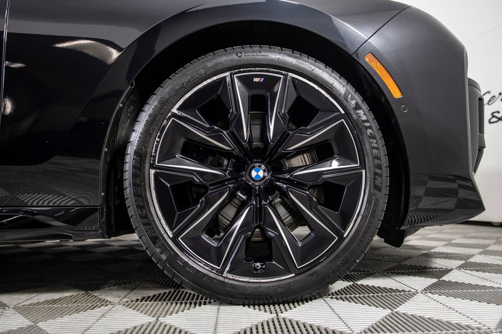 Used 2023 BMW 740i RWD image 41