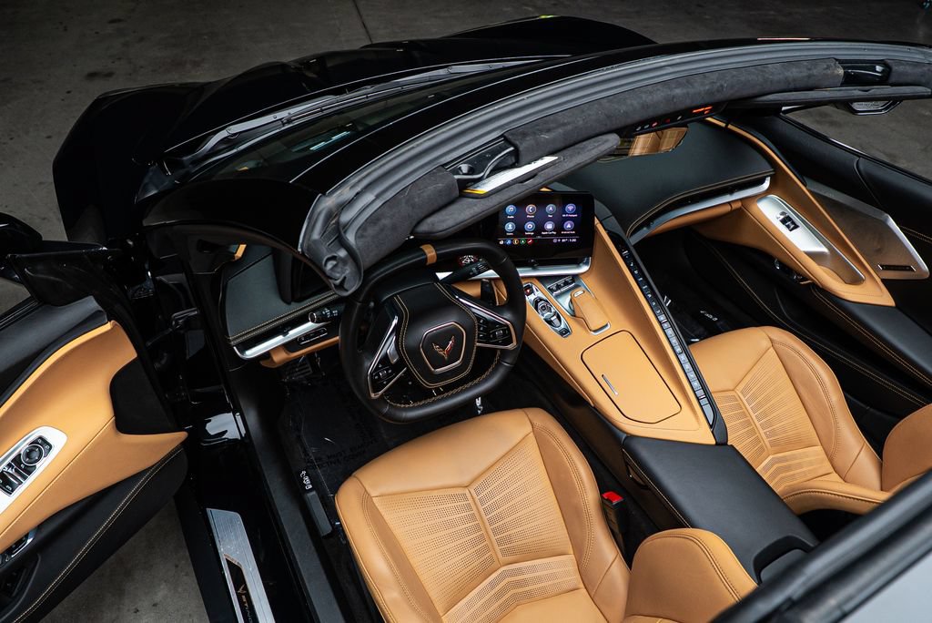 Used 2023 Chevrolet Corvette Stingray Premium Cpe w/ Engine Appearance Package RWD image 34