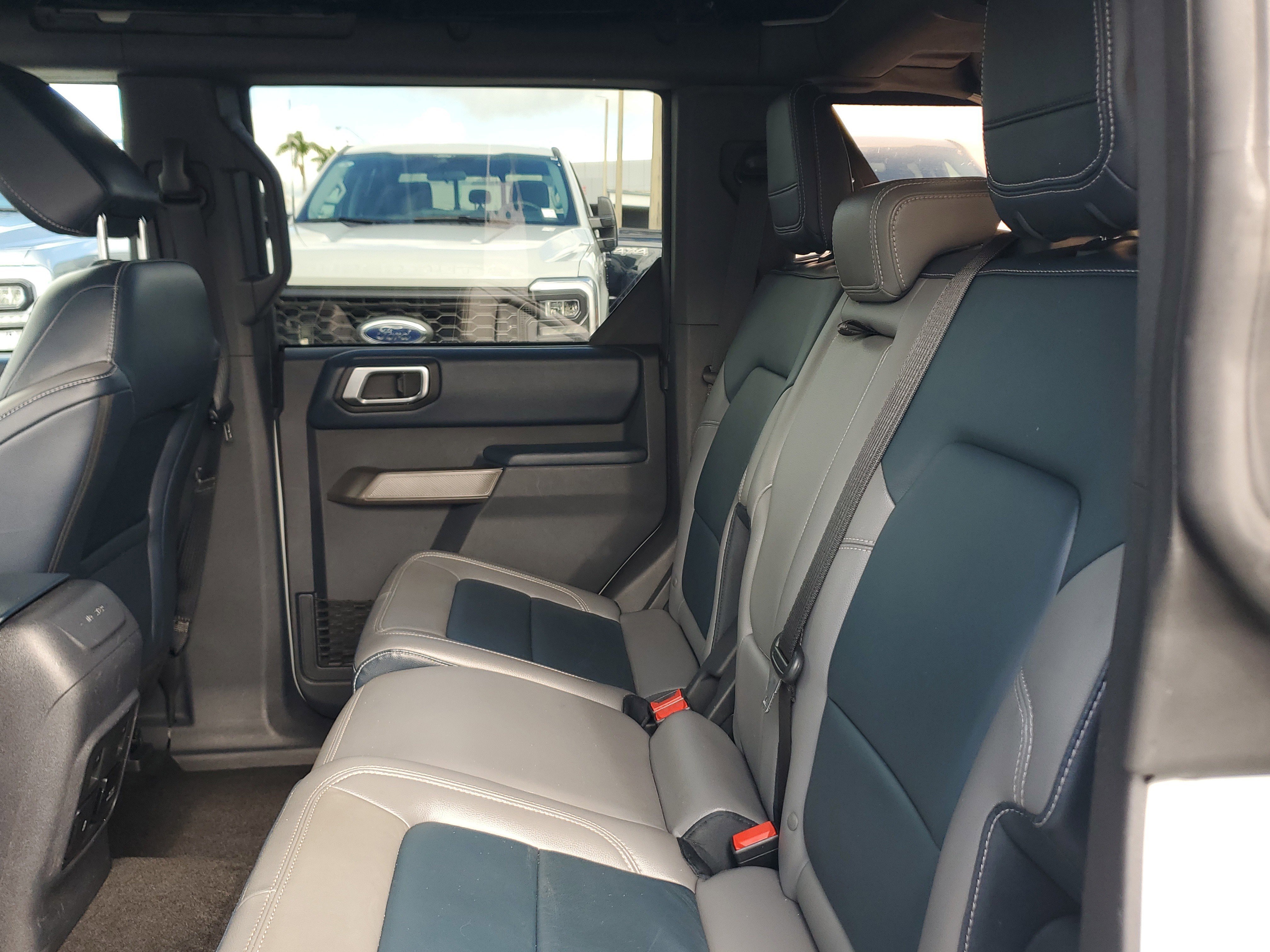 Used 2021 Ford Bronco Outer Banks image 13