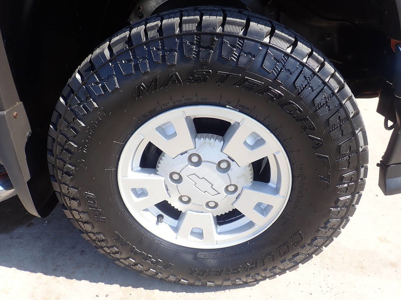 Used 2004 Chevrolet Colorado LS w/ Power Convenience Package image 28