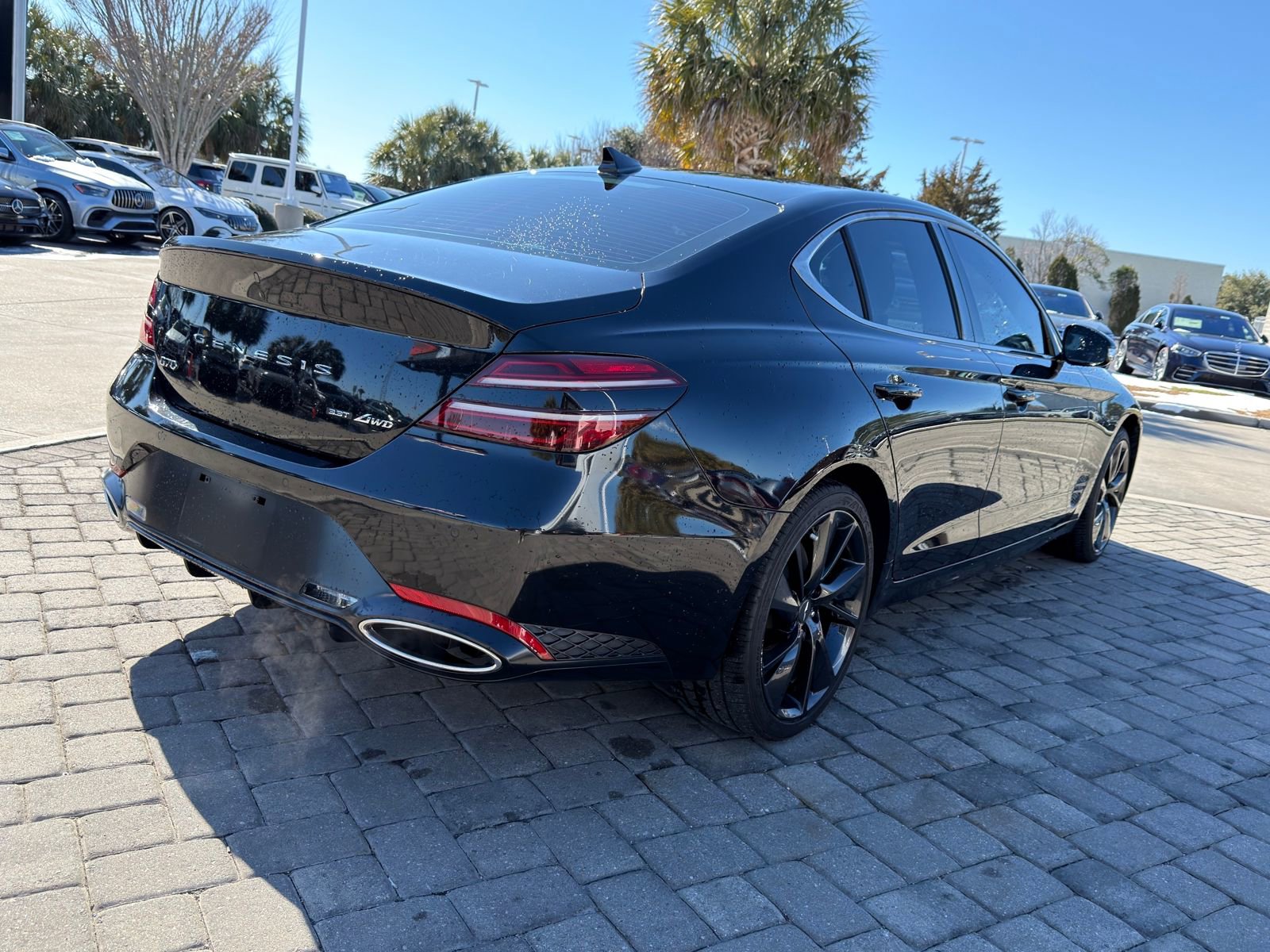 Used 2022 Genesis G70 3.3T w/ Sport Advanced Package image 9