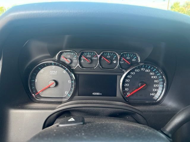 Used 2020 Chevrolet Tahoe LT w/ Luxury Package AWD/4WD image 12