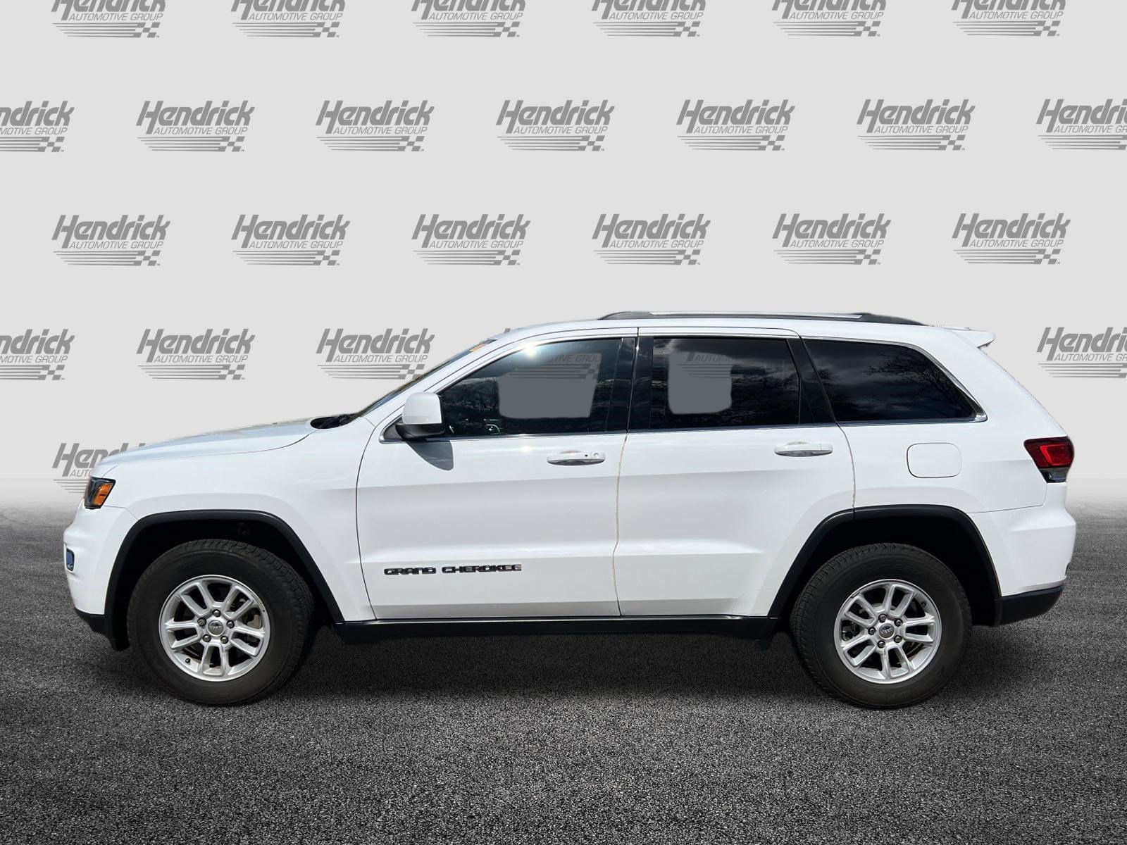 Used 2020 Jeep Grand Cherokee Laredo image 7