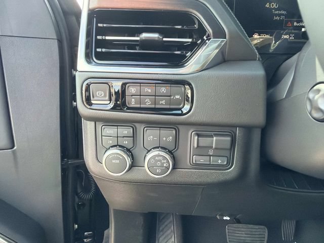New 2026 GMC Yukon XL Denali w/ Denali Reserve Package AWD/4WD image 30