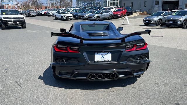Used 2025 Chevrolet Corvette Z06 w/ Z07 Performance Package RWD image 6