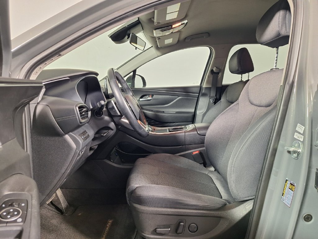 Used 2023 Hyundai Santa Fe SEL FWD image 11