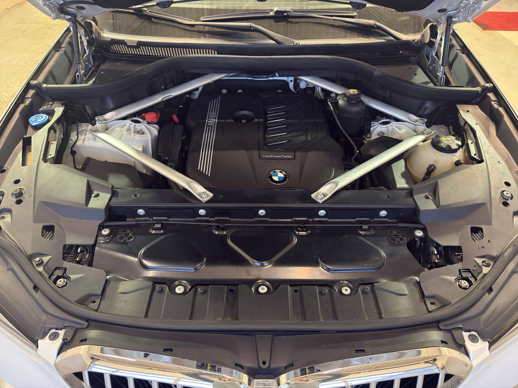 Used 2019 BMW X5 xDrive40i w/ Convenience Package AWD/4WD image 32