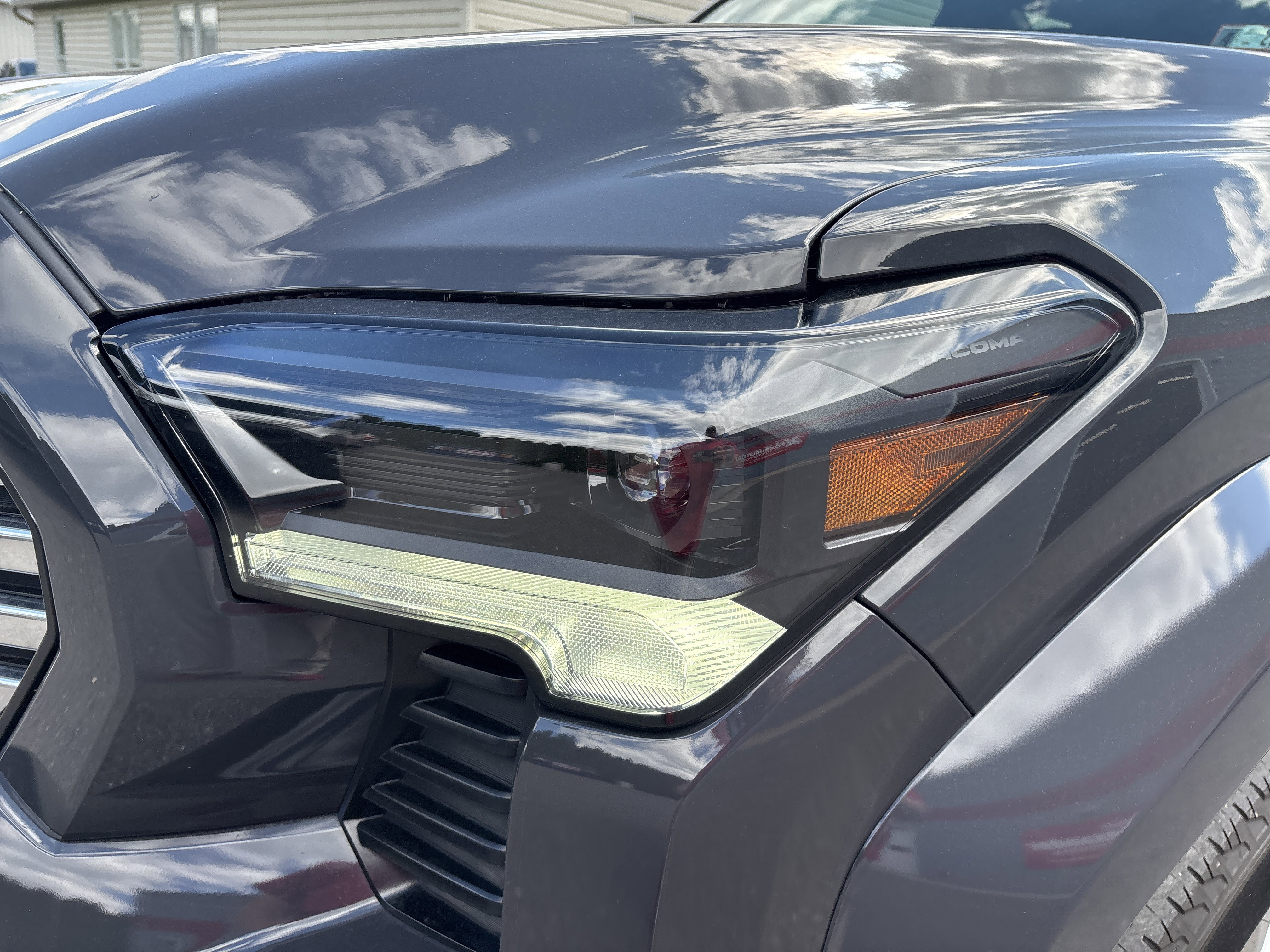 Certified 2024 Toyota Tacoma Limited w/ Limited Package (LT) AWD/4WD image 9