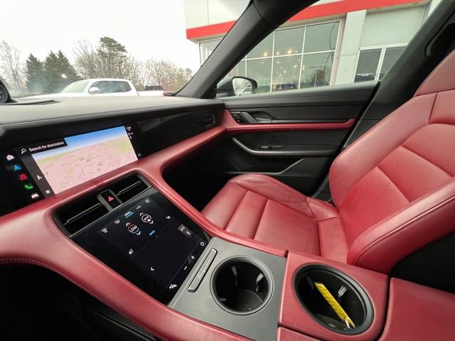 Used 2020 Porsche Taycan 4S image 7