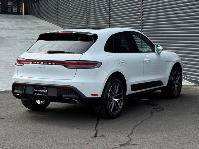 New 2026 Porsche Macan image 7