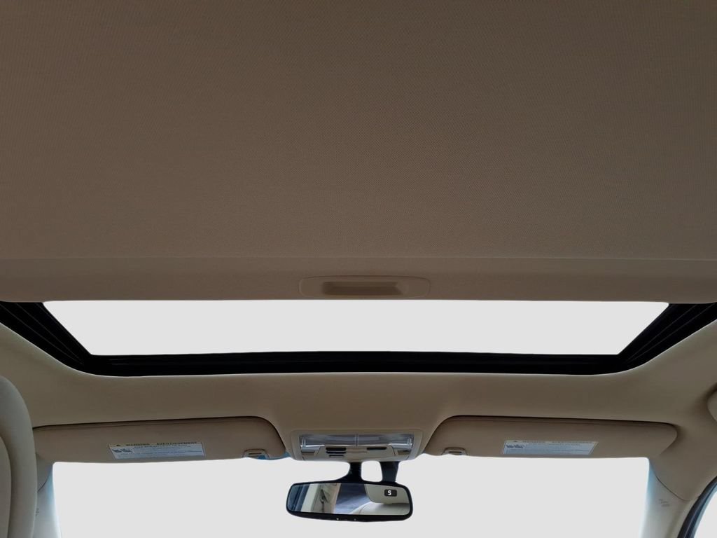 Used 2015 Toyota Avalon Limited FWD image 13