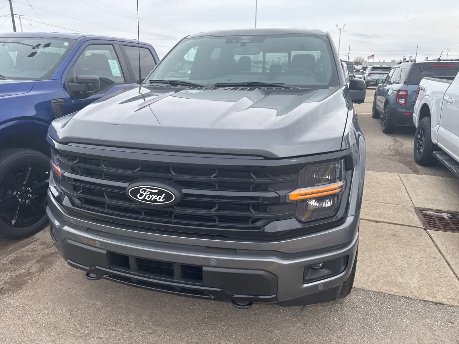 New 2026 Ford F150 XLT w/ Equipment Group 302A MID image 3