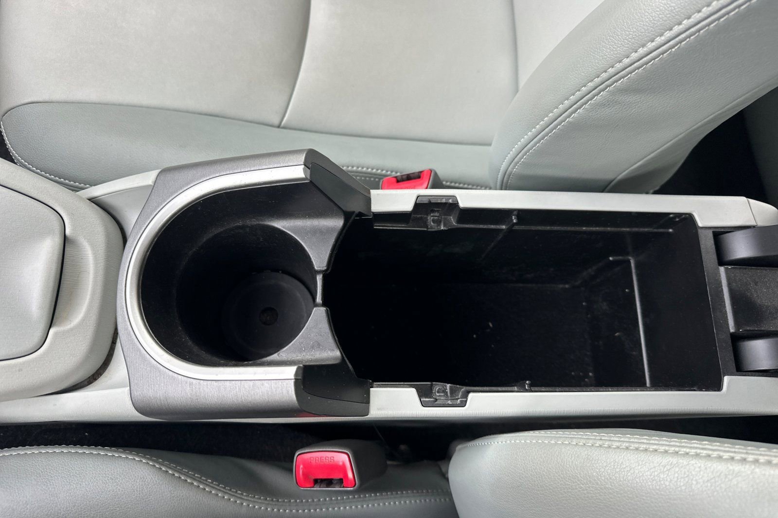 Used 2012 Toyota Prius Five image 32