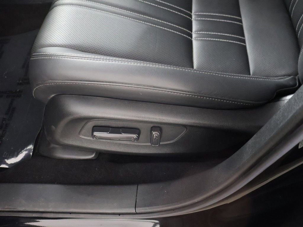 Used 2024 Honda HR-V EX-L image 30