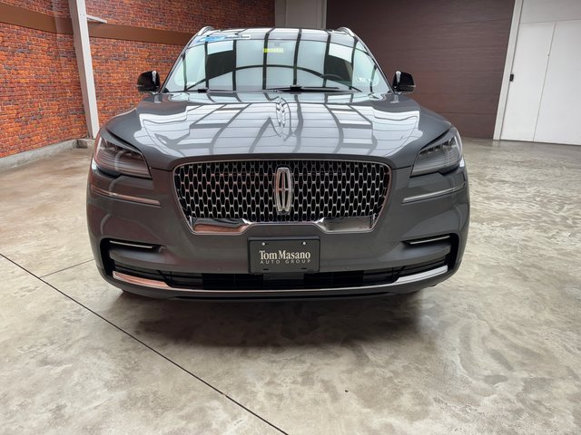 Used 2024 Lincoln Aviator Reserve w/ Equipment Group 201A image 8