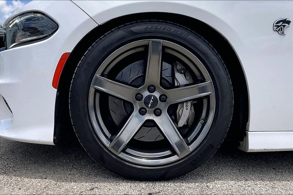 Used 2018 Dodge Charger SRT Hellcat w/ Harman/Kardon Audio Group RWD image 35