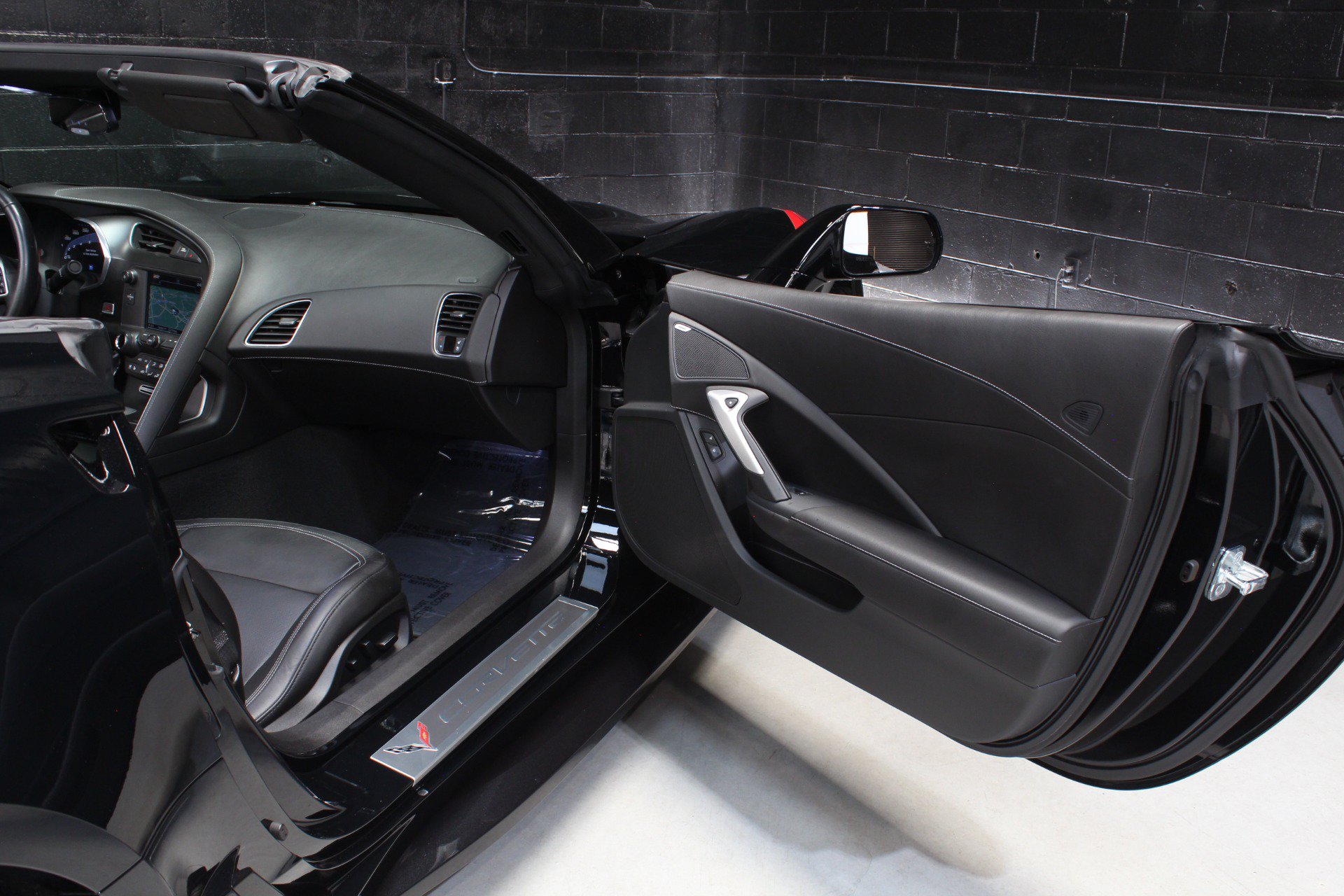 Used 2019 Chevrolet Corvette Grand Sport RWD image 43