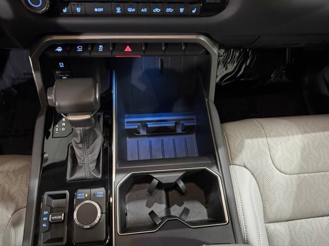 Used 2023 Toyota Tundra Limited AWD/4WD image 33