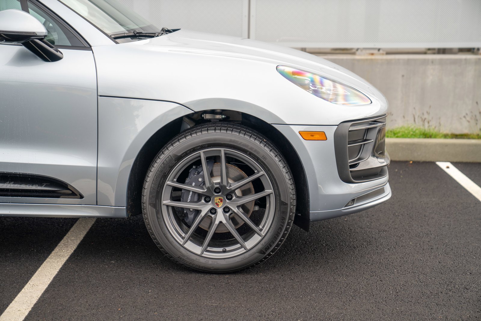 New 2026 Porsche Macan Turbo AWD/4WD image 9