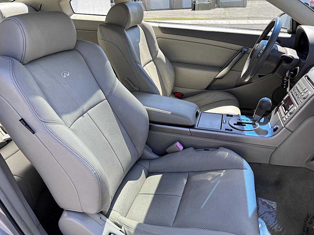Used 2004 INFINITI G35 Coupe w/ Premium Pkg RWD image 5