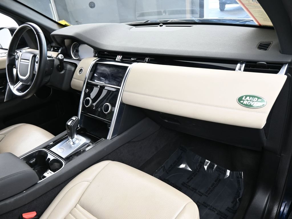 Used 2020 Land Rover Discovery Sport image 38