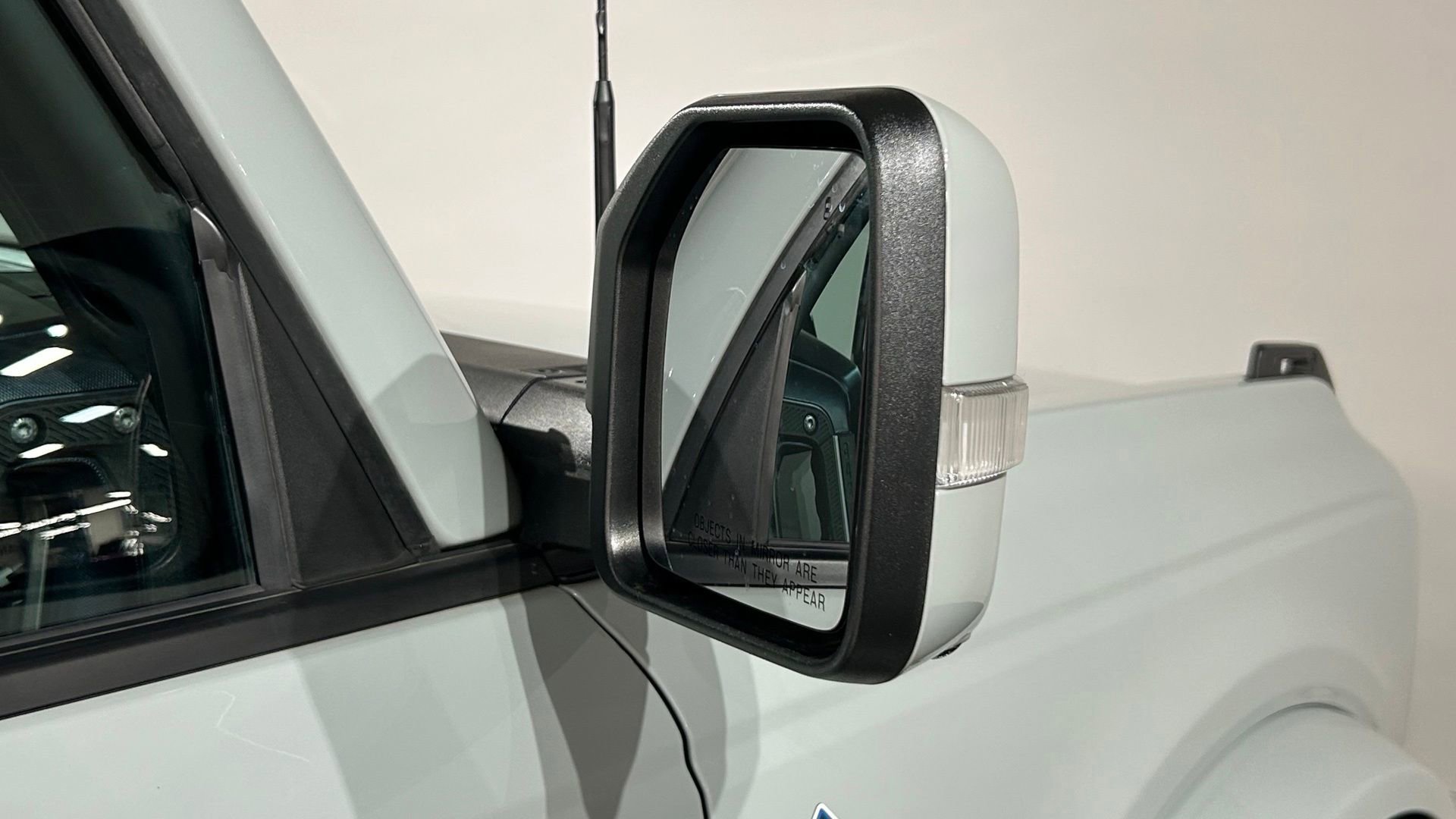Used 2022 Ford Bronco Outer Banks AWD/4WD image 13