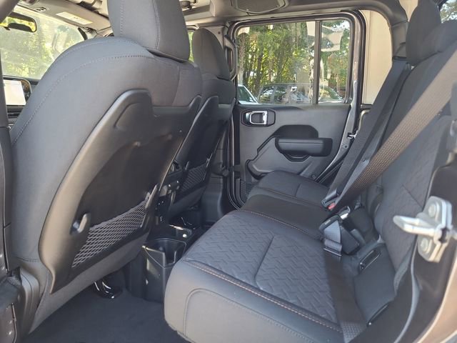 New 2025 Jeep Gladiator Mojave image 7