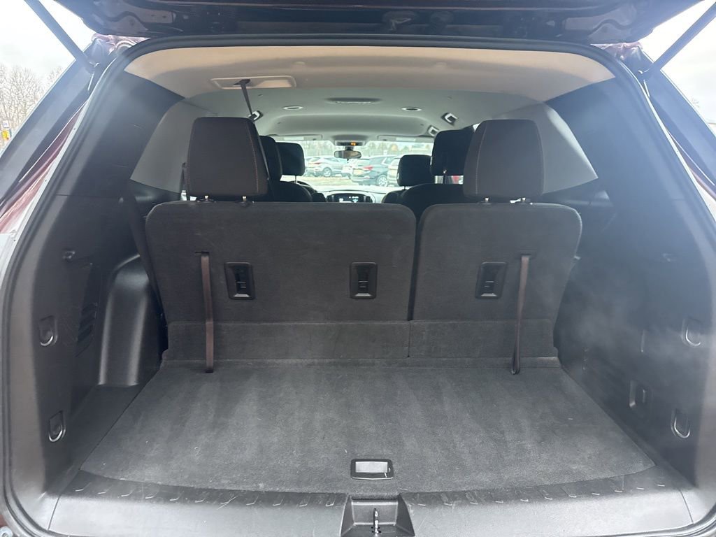 Used 2018 Chevrolet Traverse LT image 31