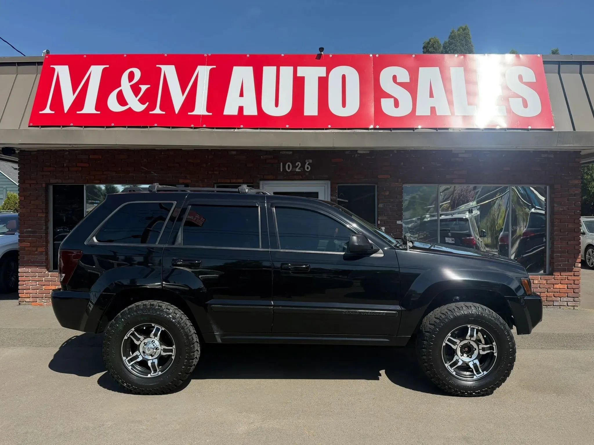 Used 2007 Jeep Grand Cherokee Overland AWD/4WD image 2