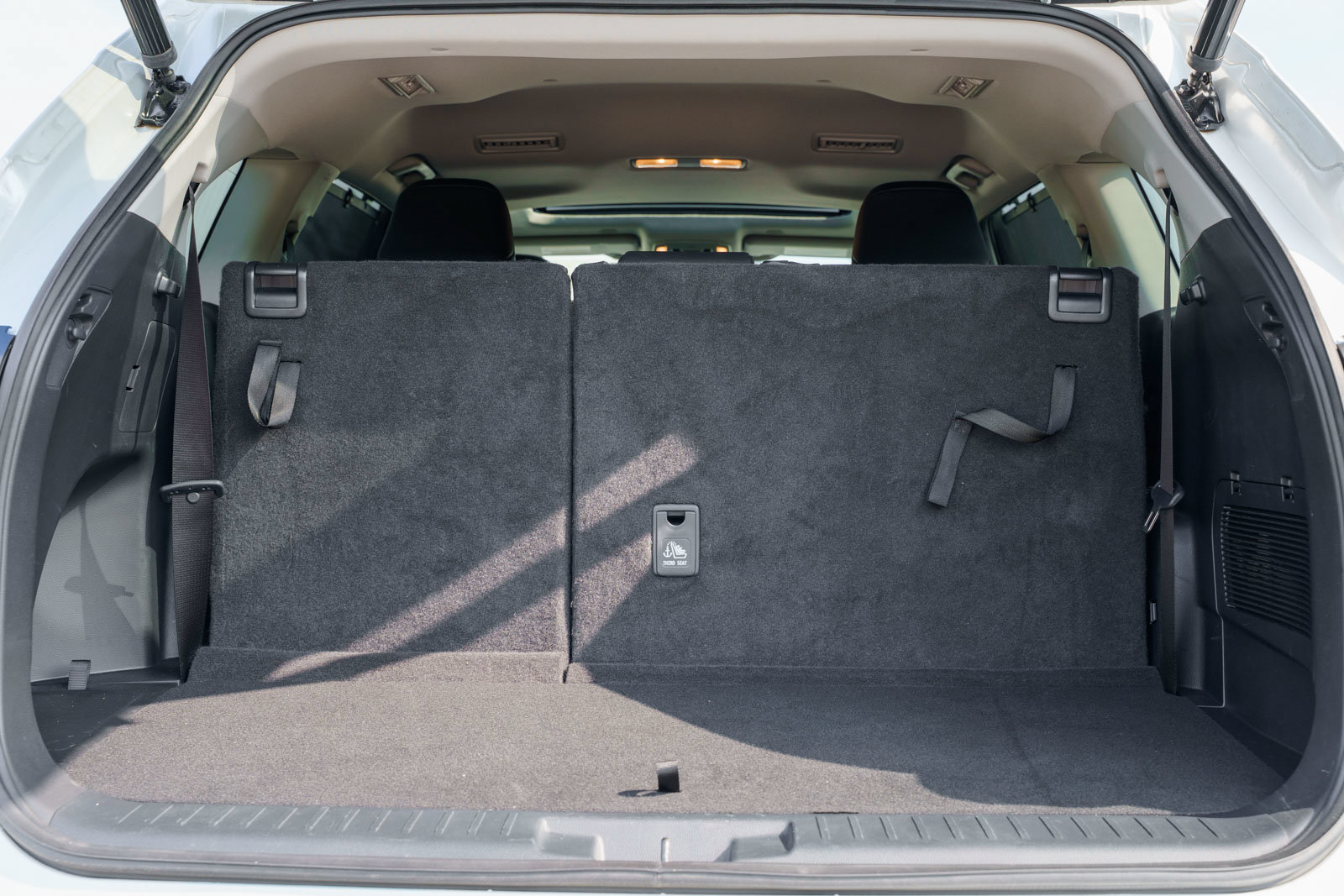 Used 2023 Toyota Highlander XLE FWD image 19
