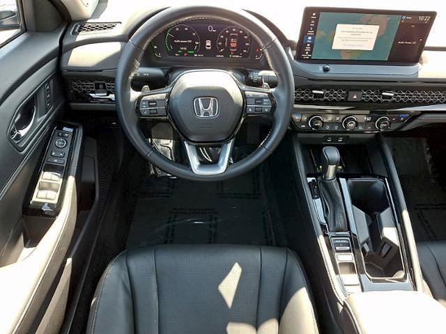 Used 2023 Honda Accord Touring image 12