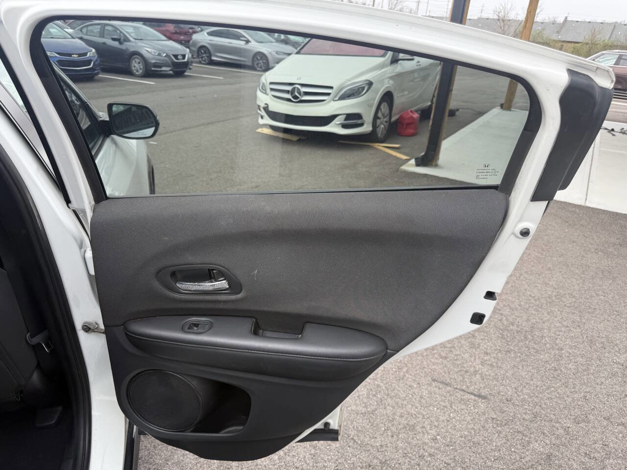 Used 2021 Honda HR-V Sport image 15