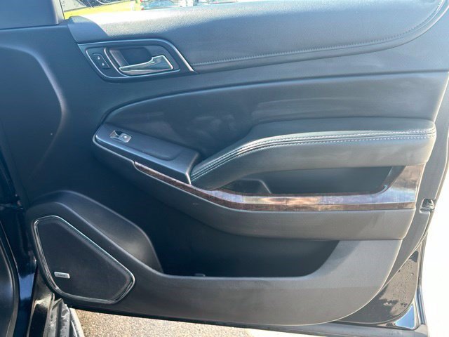 Used 2018 Chevrolet Suburban LT AWD/4WD image 42
