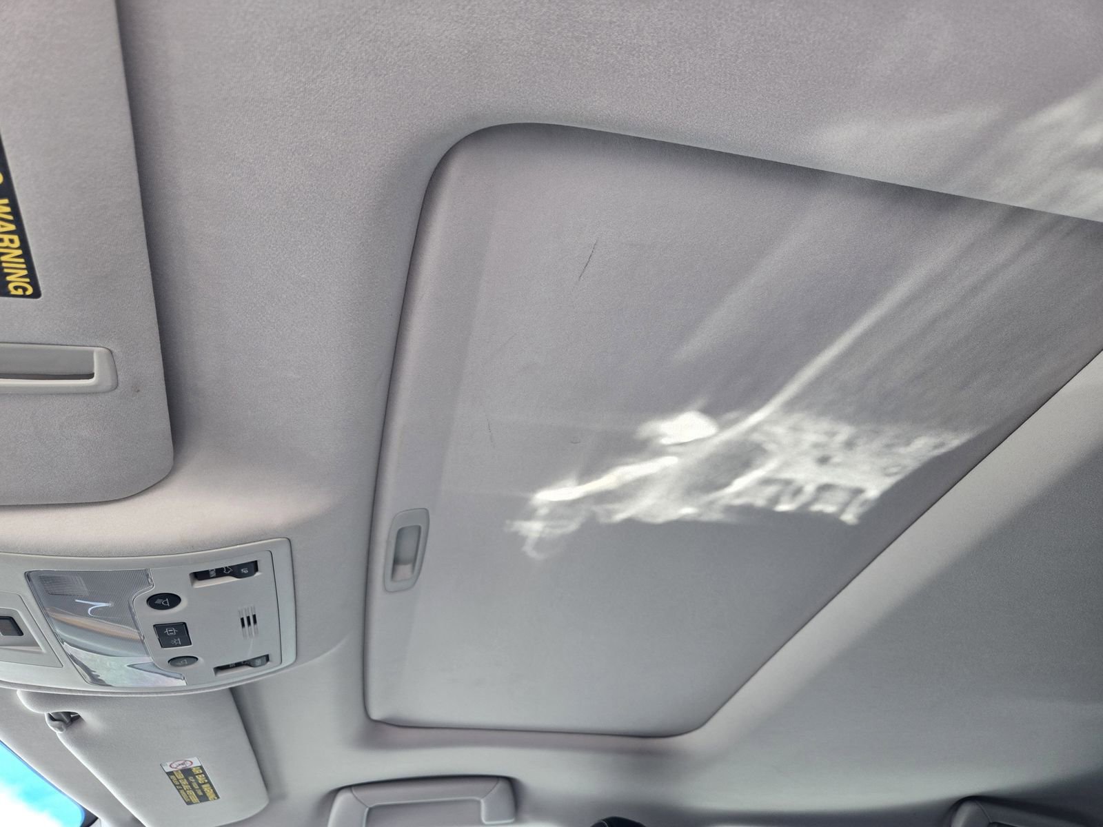 Used 2014 Lexus ES 300h w/ Luxury Package w/Bamboo Trim FWD image 23