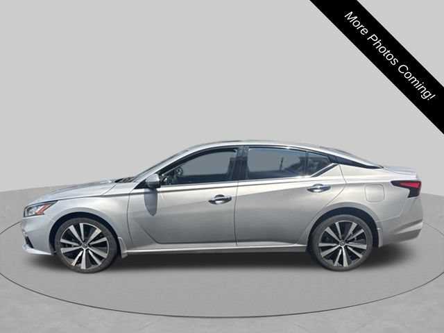 Used 2021 Nissan Altima 2.5 Platinum AWD/4WD image 2