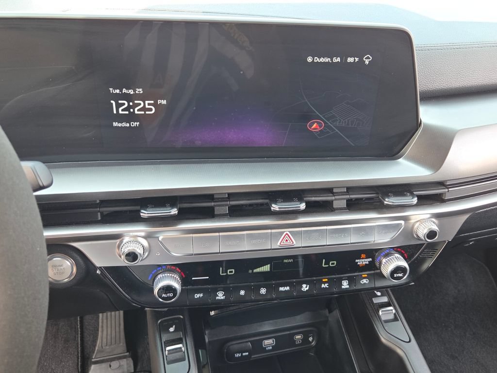 Used 2025 Kia Telluride S FWD image 18