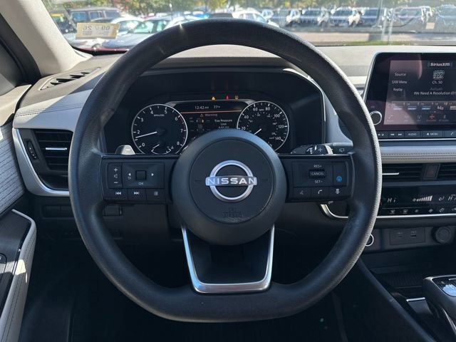 Used 2023 Nissan Rogue SV AWD/4WD image 13