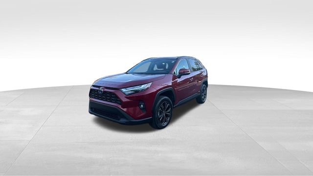 Used 2023 Toyota RAV4 XLE Premium AWD/4WD image 3