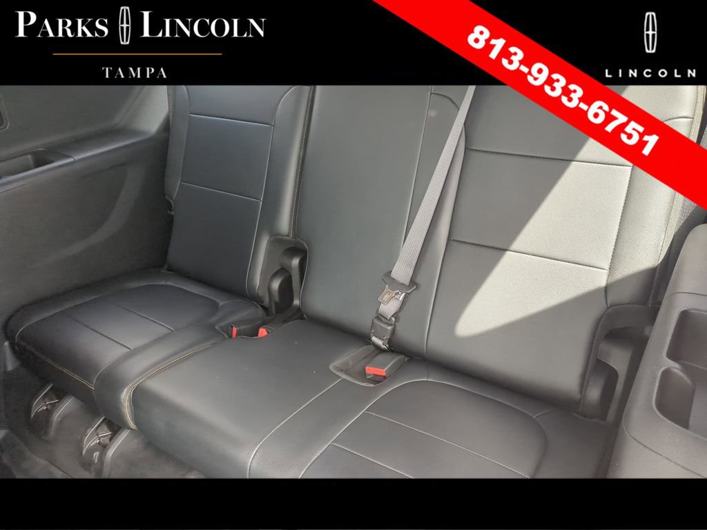 Used 2018 Chevrolet Traverse LT FWD image 17