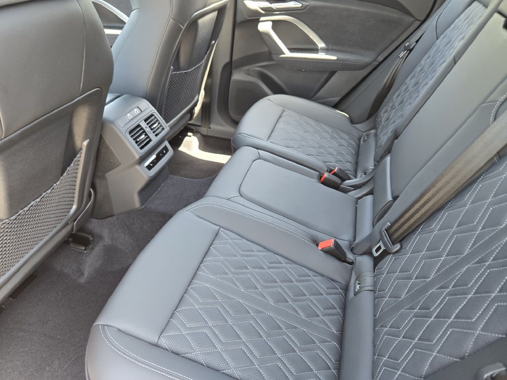 New 2026 Audi SQ5 Prestige AWD/4WD image 34
