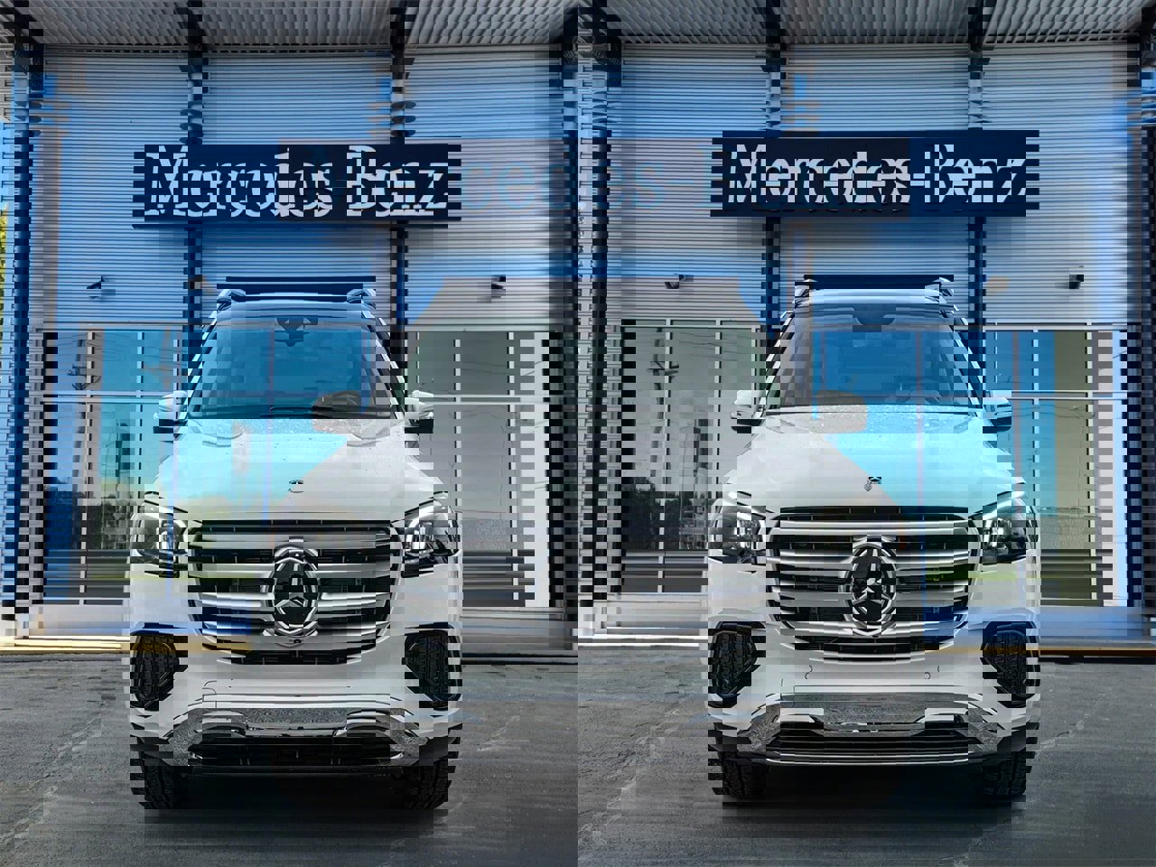 New 2026 Mercedes-Benz GLS 450 4MATIC image 2