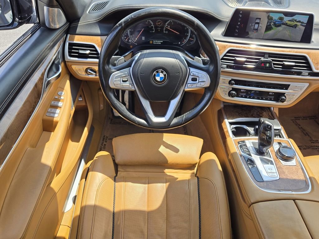 Used 2018 BMW 750i xDrive AWD/4WD image 13