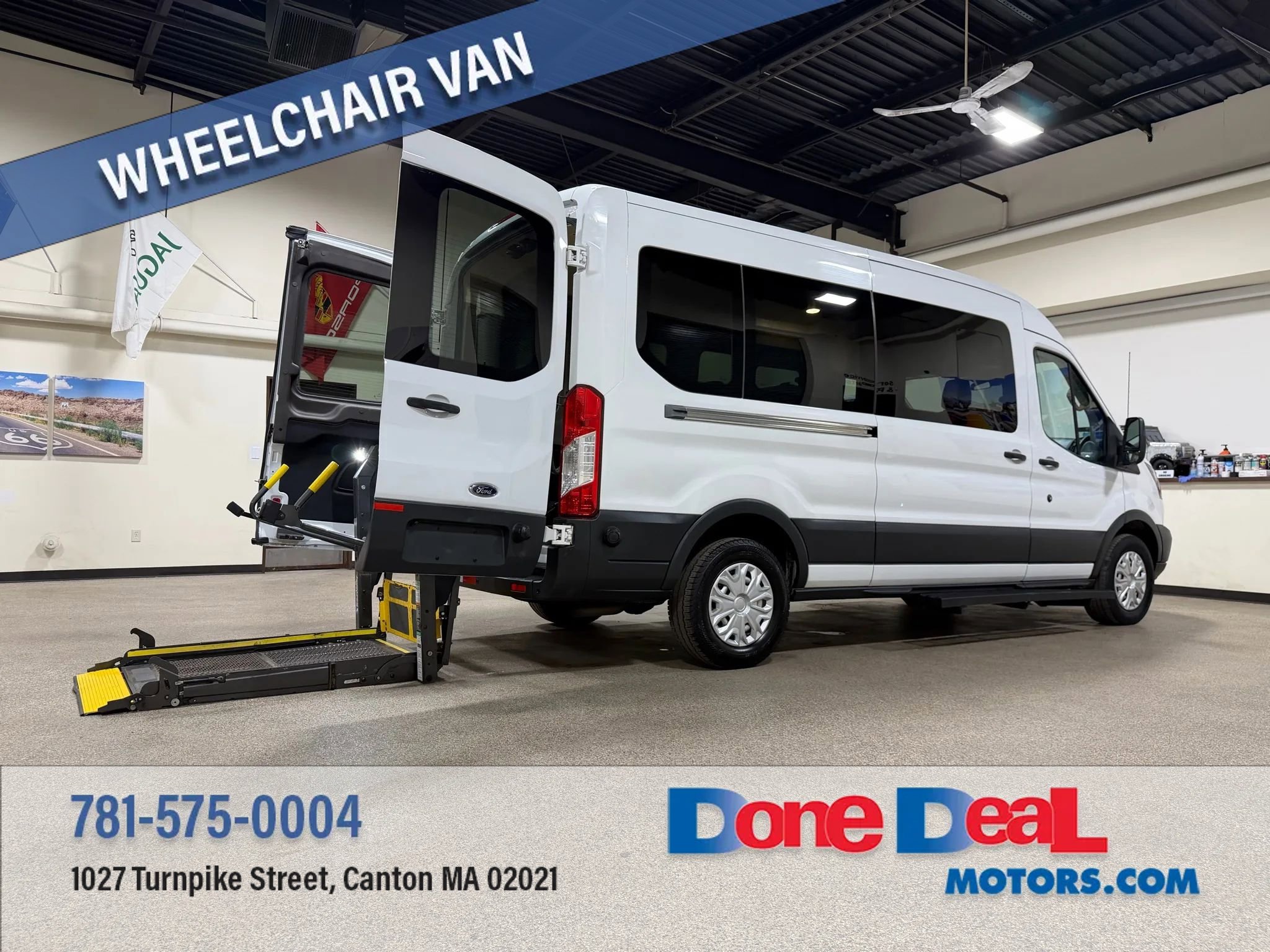 Used 2015 Ford Transit 250 148 Medium Roof w/ Exterior Upgrade Package RWD image 1