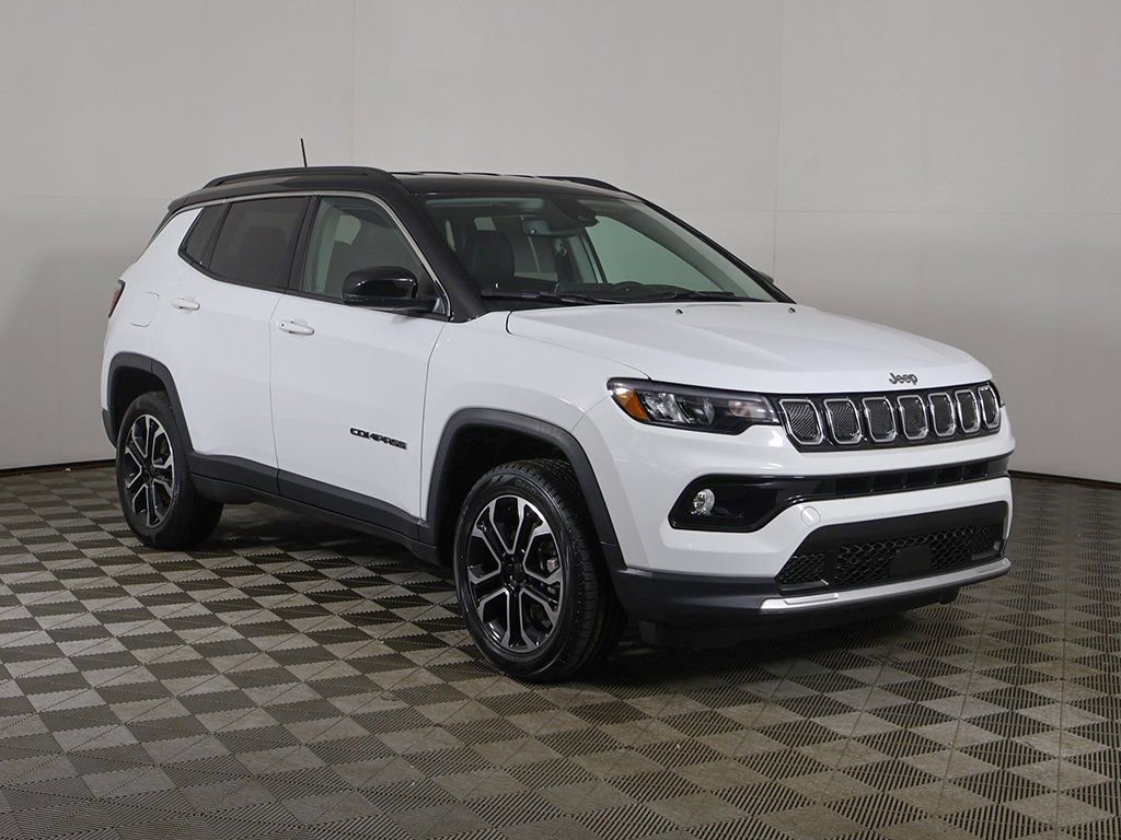 Used 2022 Jeep Compass Limited image 2