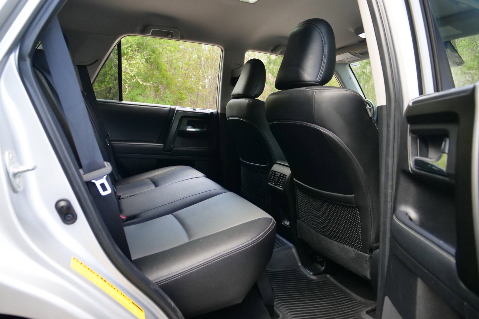 Used 2020 Toyota 4Runner SR5 Premium AWD/4WD image 31