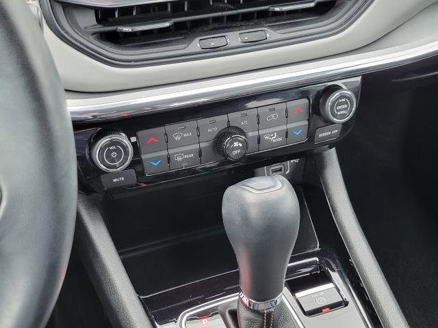 Used 2022 Jeep Compass Limited image 19